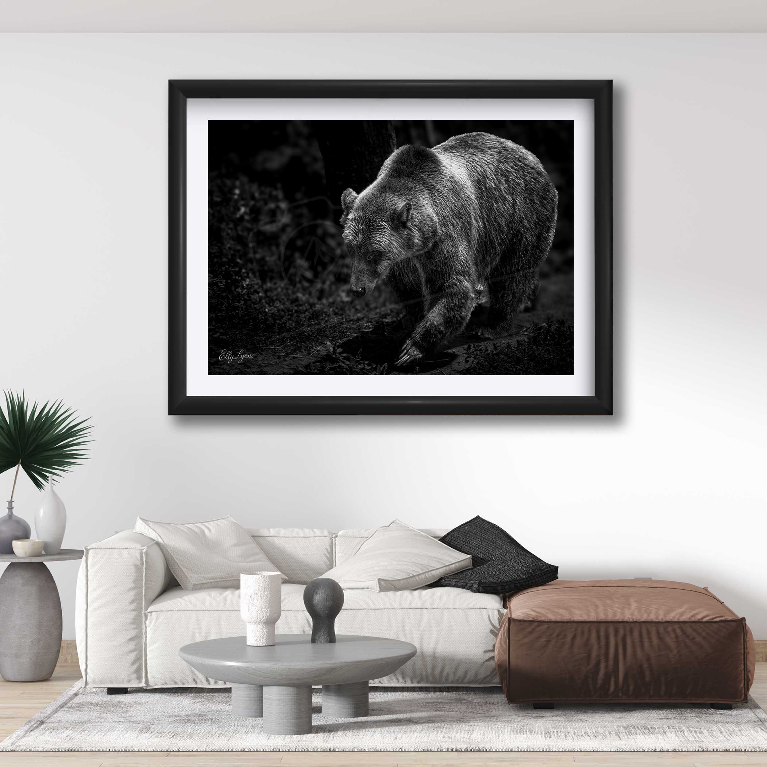 Grizzly Bear Print – Majestic Black & White Wildlife Wall Decor